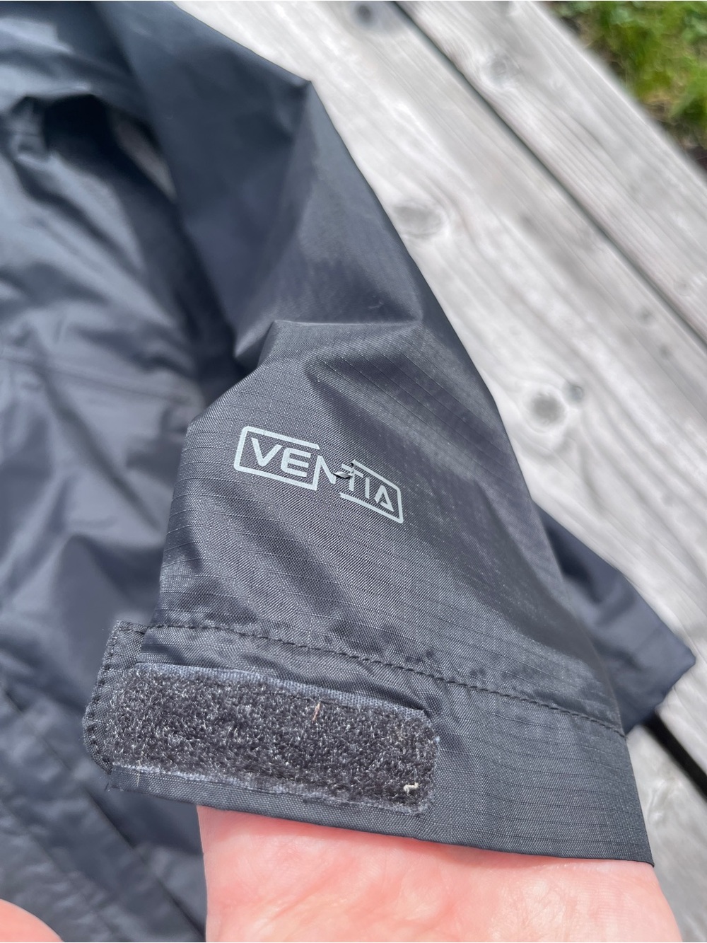 Outdoor Research Black Hooded Rain Jacket Shell - Picture 3 of 7